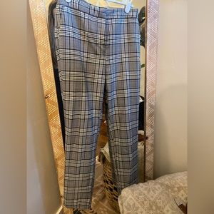 LAST CHANCE: Zara | Plaid Trousers | Size Small